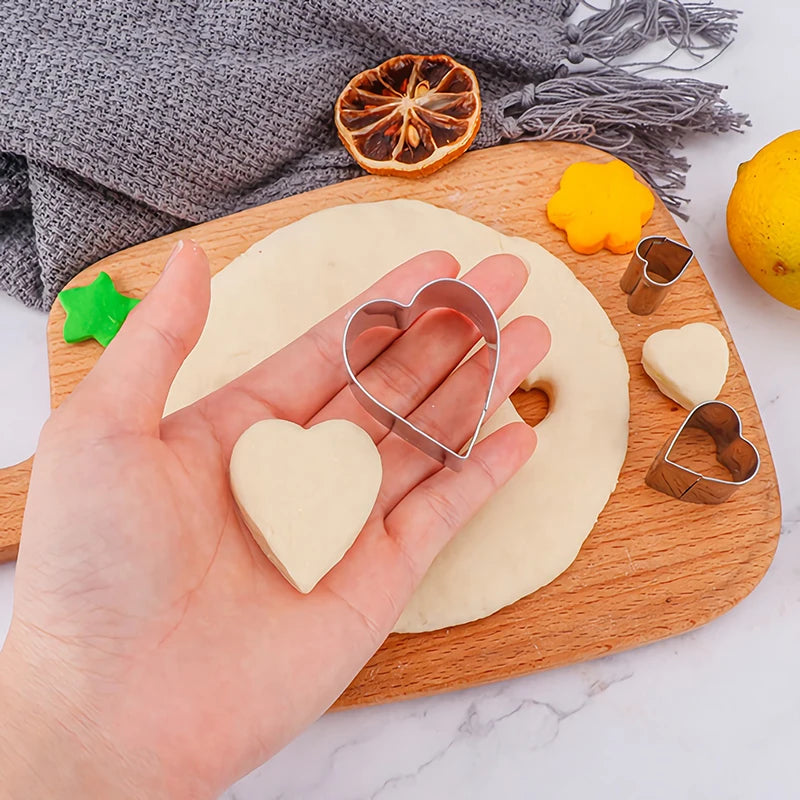 Mini Cortadores de Galletas Metálicos