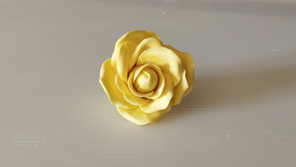 1 Peça de Rosa Feita de Pasta de Açucar Para Bolo